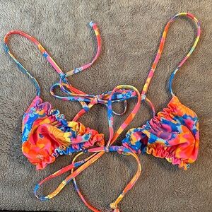 Kulani kinis bikini top